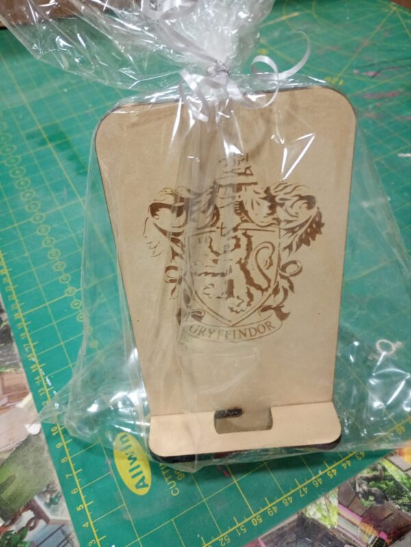Porta celular personalizado MDF 5mm Corte Laser - Imagen 3